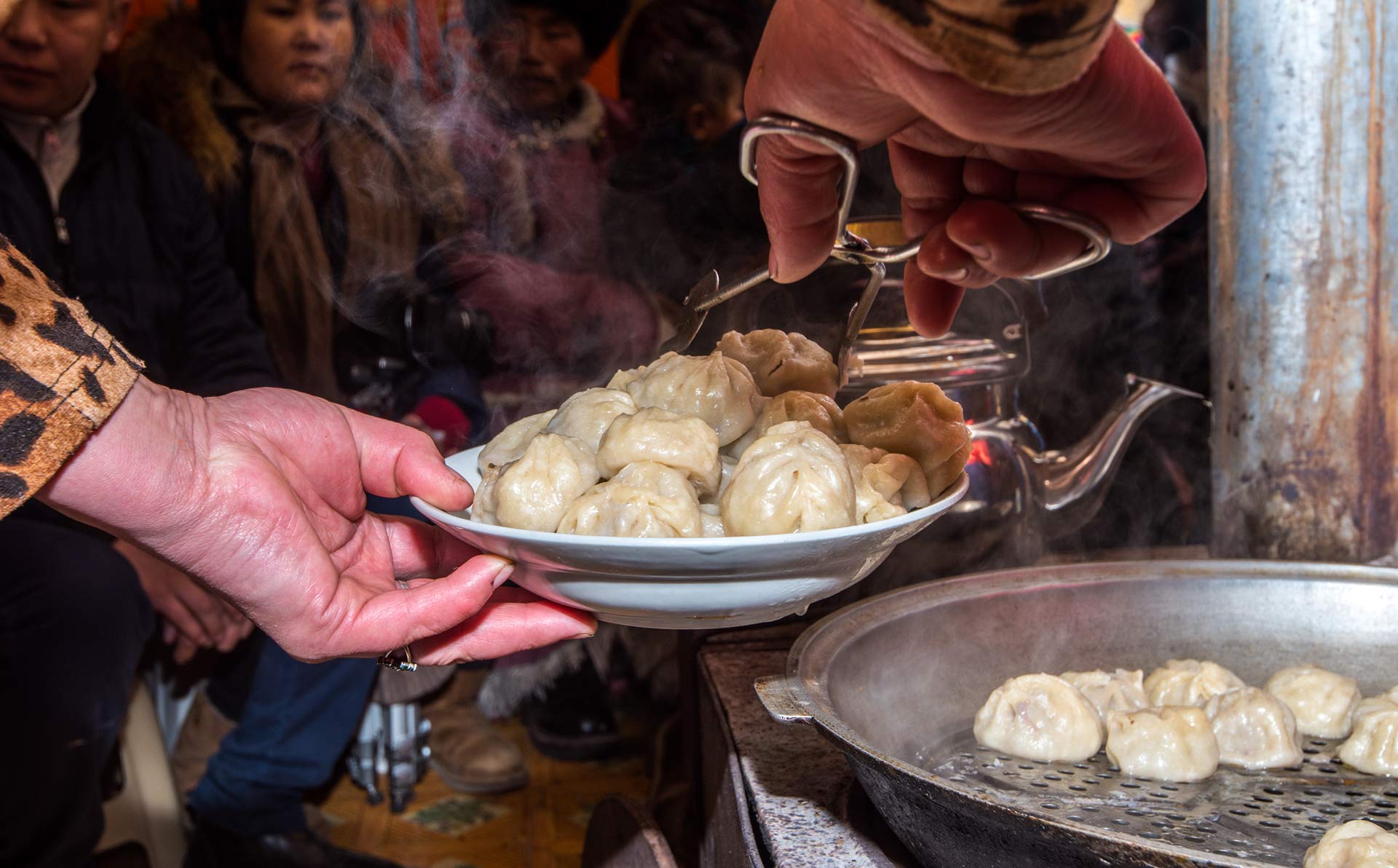 "Buuz", a steamed meat dumpling, one of the most commonly cooked traditional meals.&nbsp;